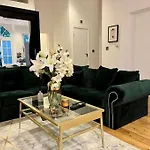 Enchanting 2Brgarden Flat